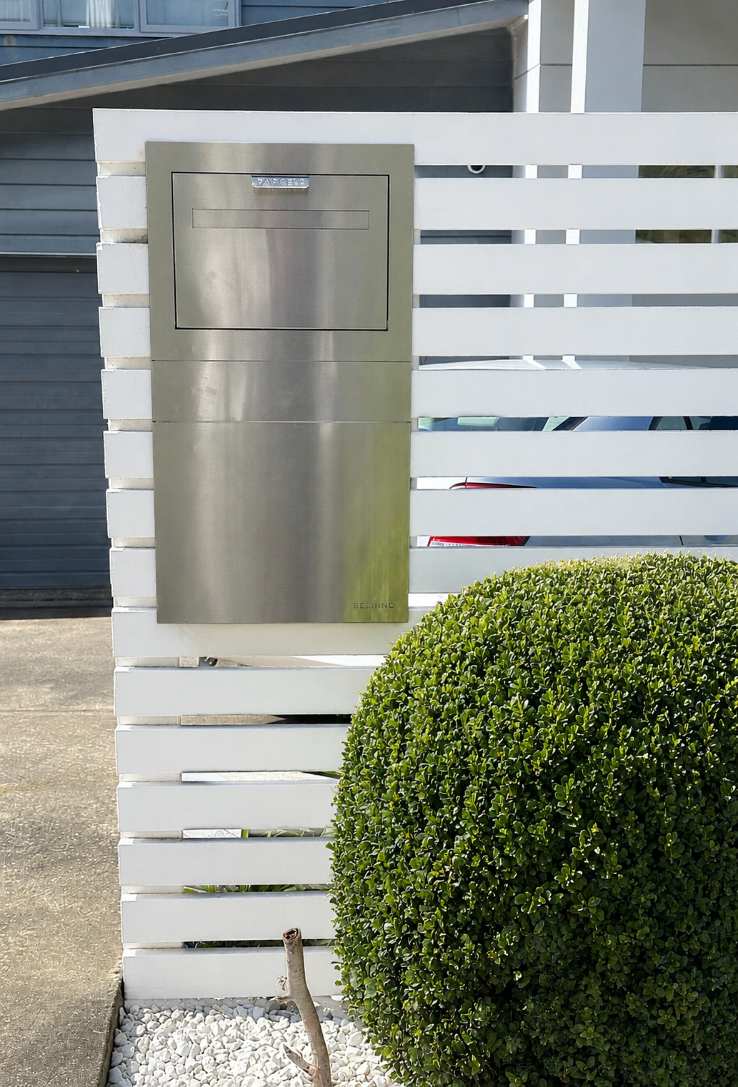 Selinno-Nest-01-Wallmount-Letterbox-Stainless